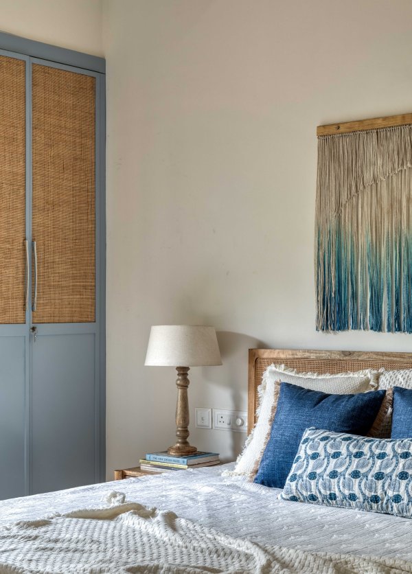 Image Title Goes Here